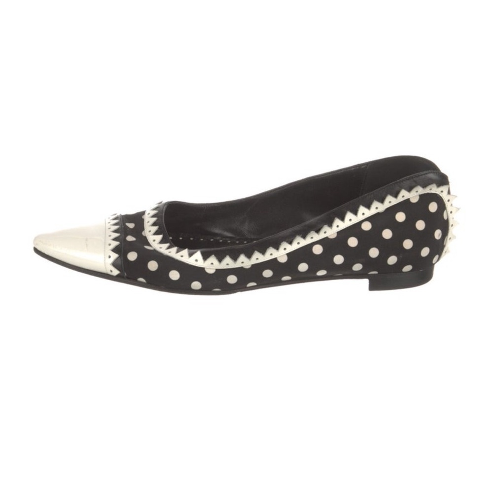 Black and White Polka Dot Manolo Blahnik Flats